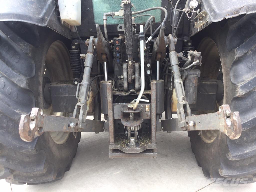 Valtra N123 Tracteur