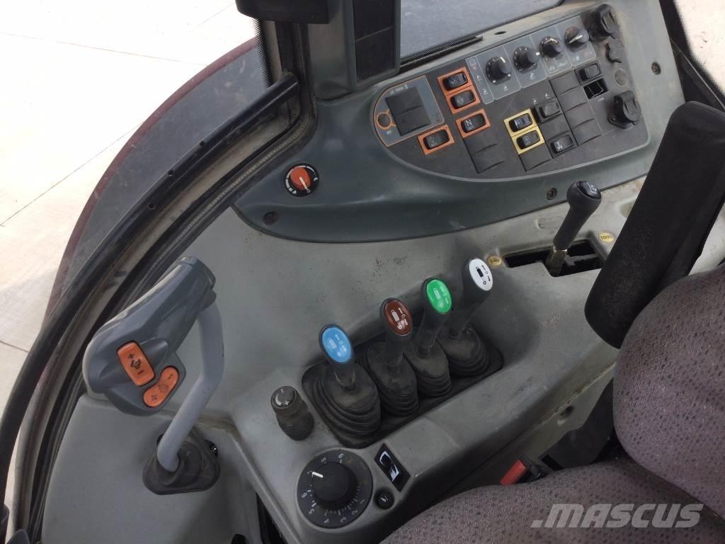 Valtra N123 Tracteur