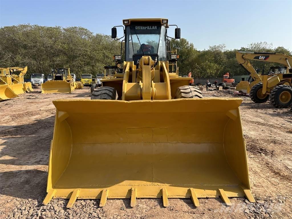 CAT 966 G Chargeuse sur pneus