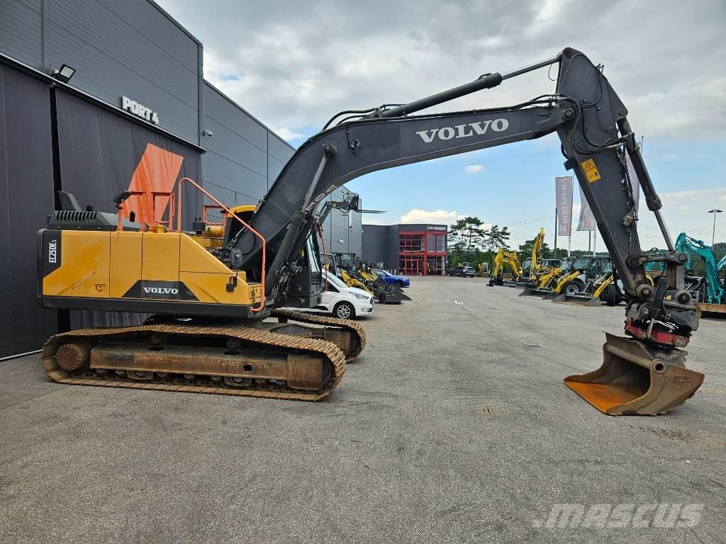 Volvo EC 250 EL Pelle sur chenilles