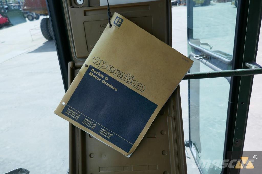 CAT 130G Ex-army Niveleuse