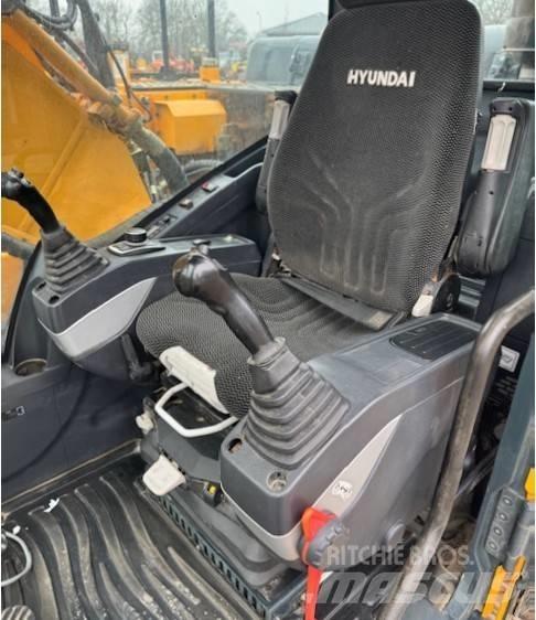 Hyundai HX 220 L Pelle sur chenilles
