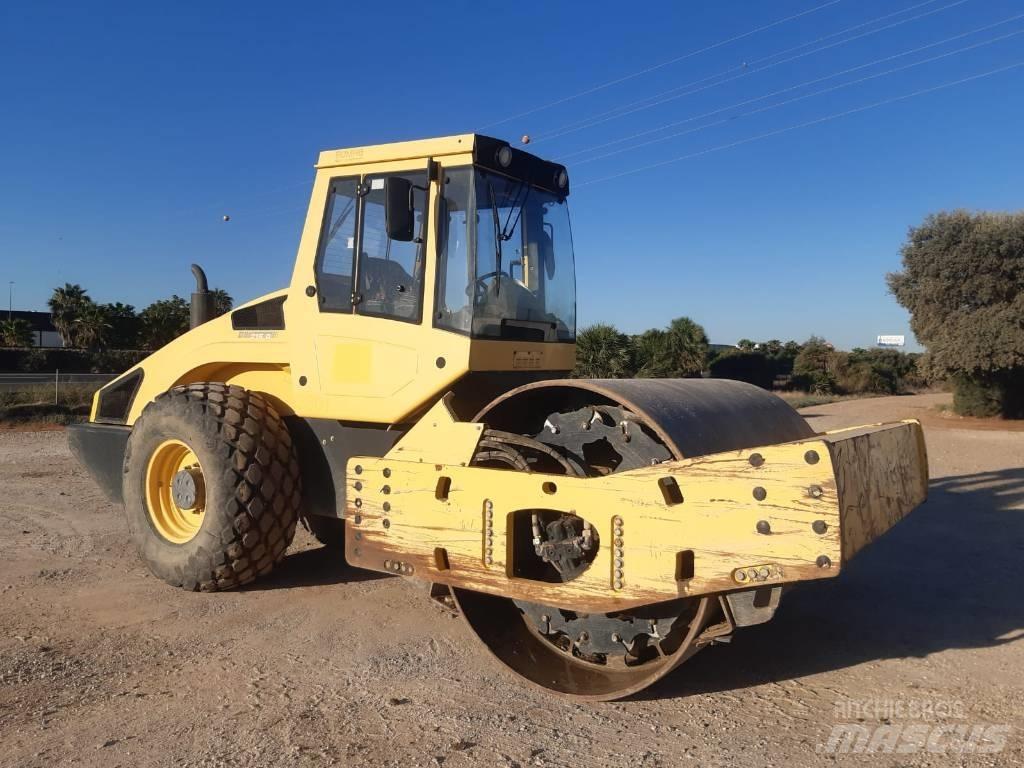 Bomag BW 216 D-4 Compacteur de sol