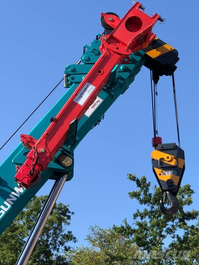 Sunward SWTC5D Grue sur chenilles