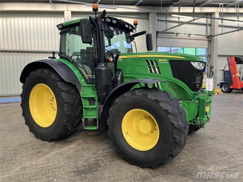 John Deere 6215R Tracteur