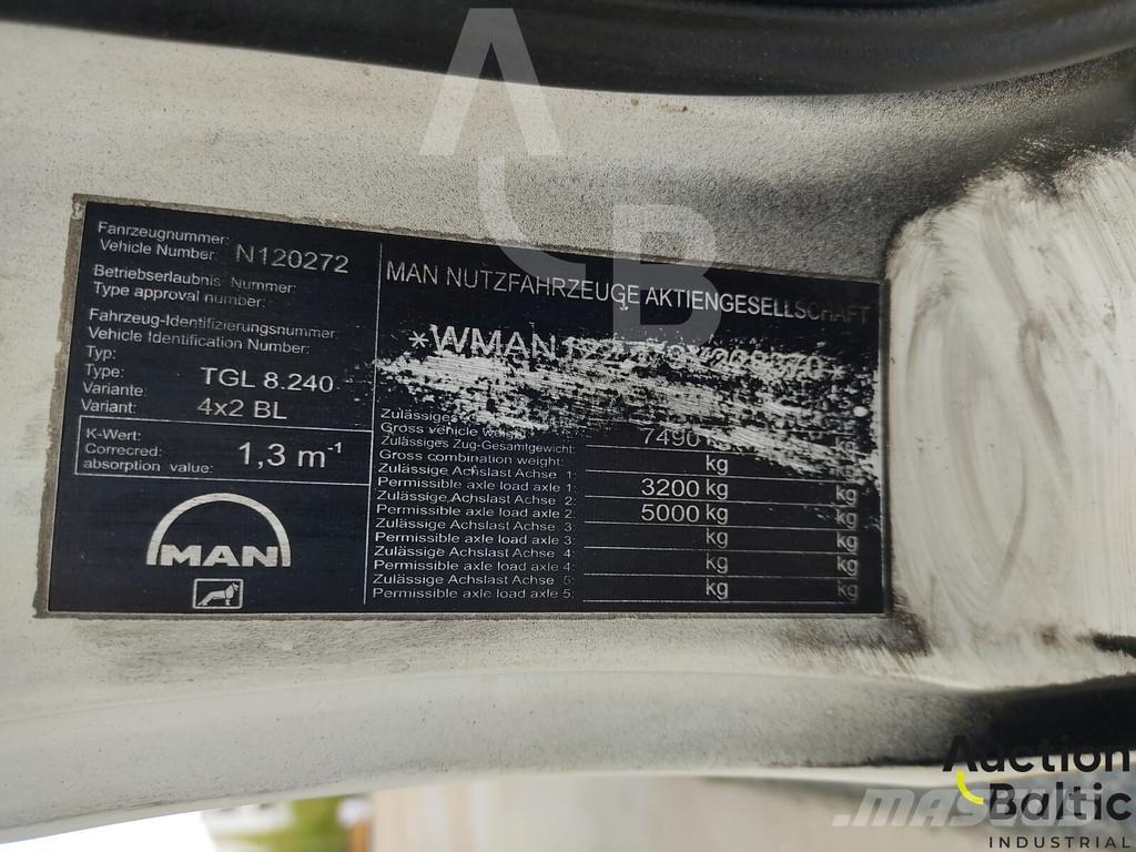 MAN TGL8.240 Camion porte engin