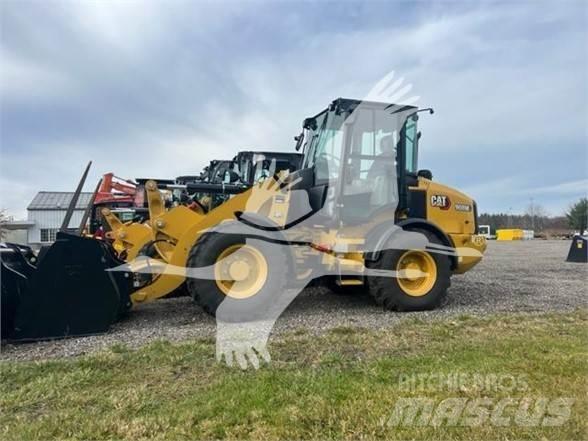 CAT 908M Chargeuse sur pneus