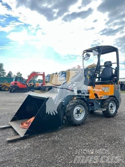 GiANT G1200 Chargeuse sur pneus