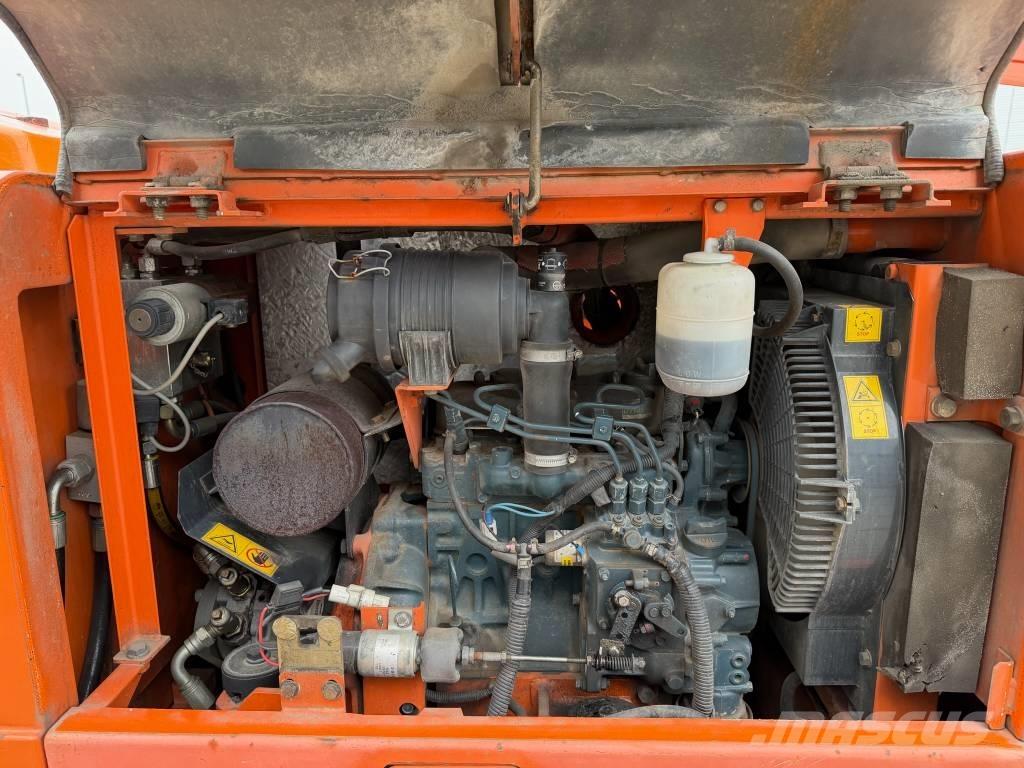 Hitachi HX 140 B-2 Nacelles télescopiques