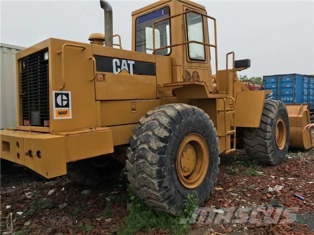 CAT 966 F Chargeuse sur pneus