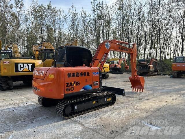 Hitachi ZX60 Pelle sur chenilles
