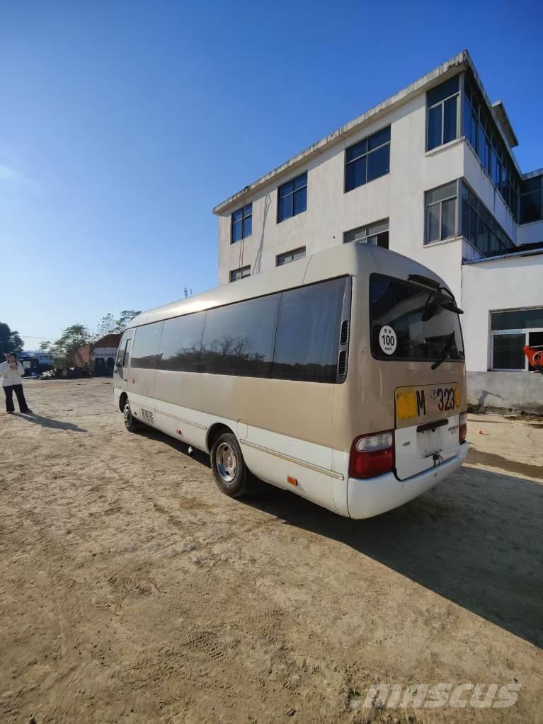 Toyota Coaster Autobus interurbain