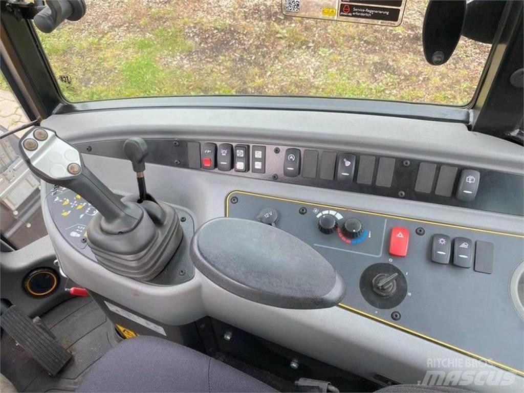 JCB 406 AGRI Chargeuse sur pneus