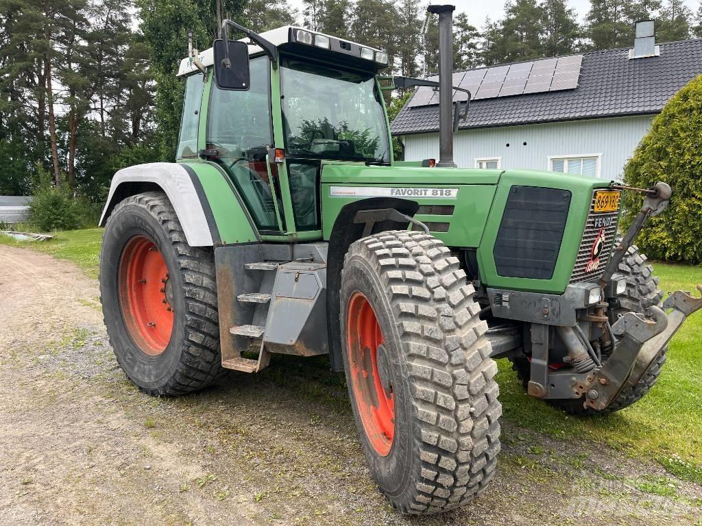 Fendt 818-4 Tracteur