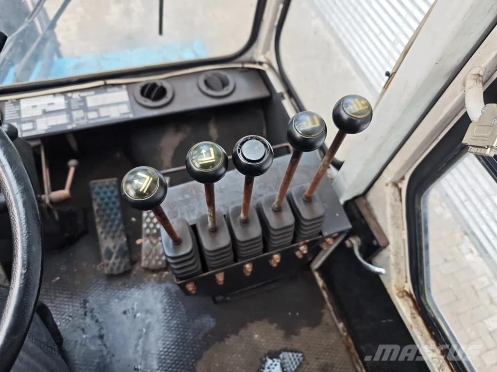 Kalmar DC 32-1200 Chariots diesel