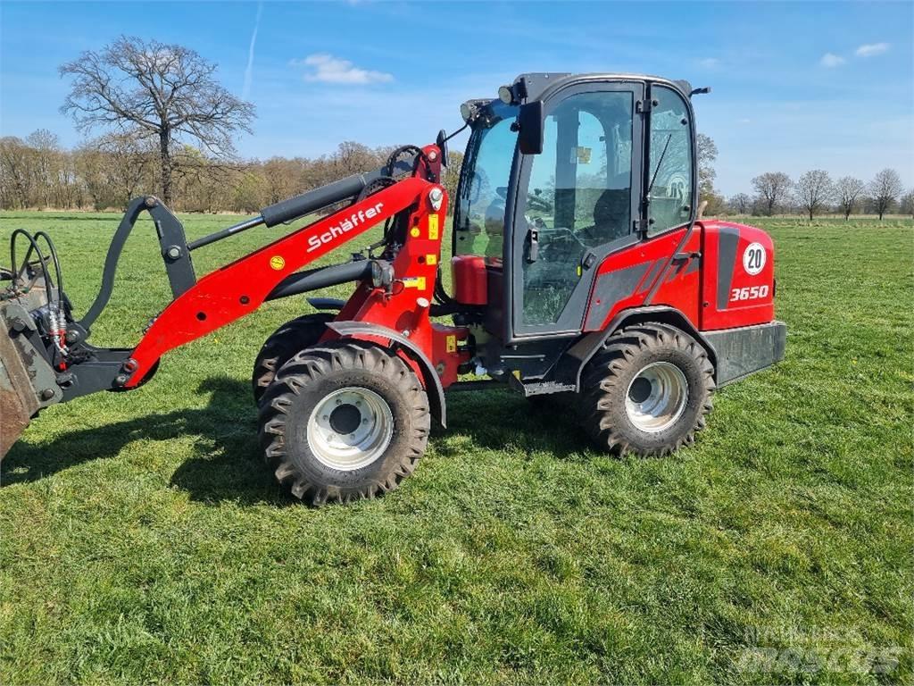 Schäffer 3650 Chargeuse compacte