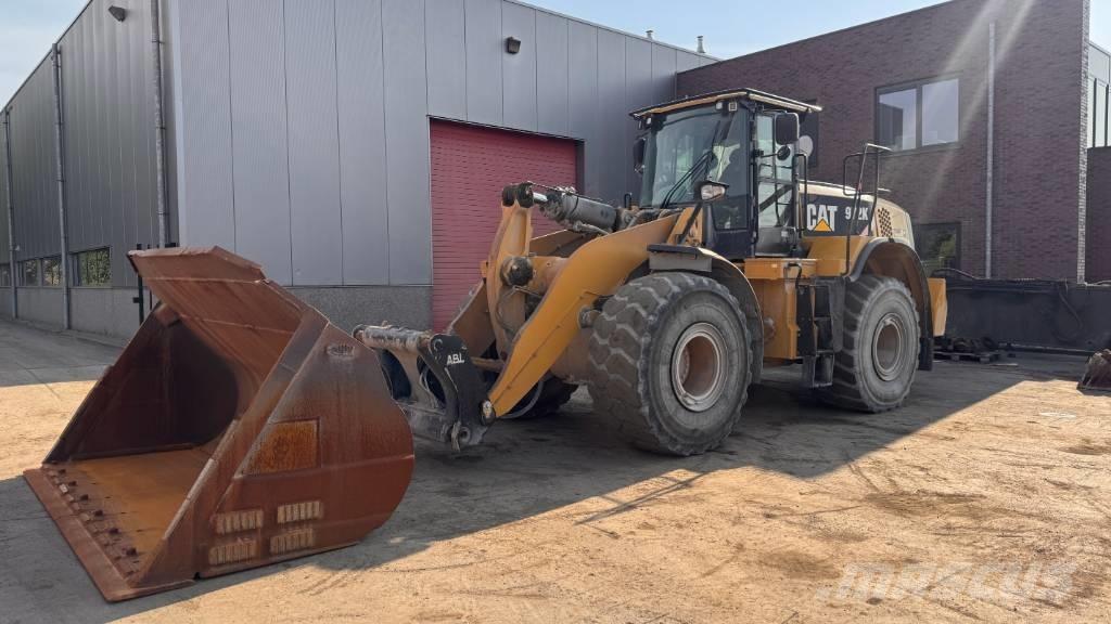 CAT 972 K Chargeuse sur pneus