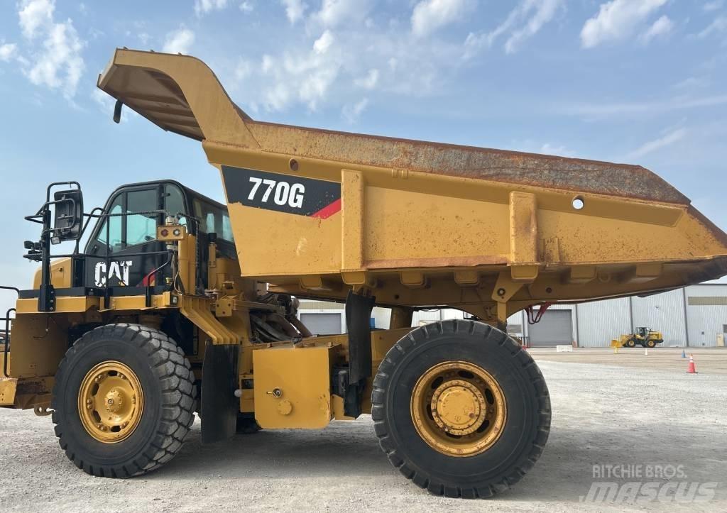 CAT 770 G Tombereau articulé