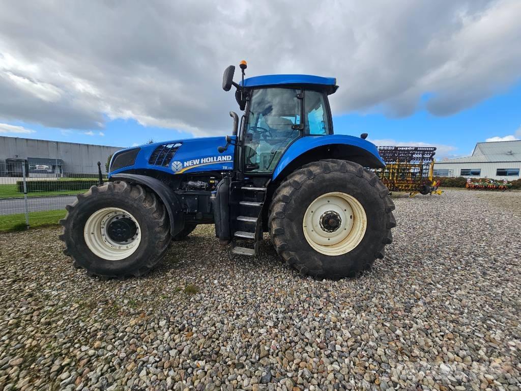 New Holland T 8.300 Tracteur
