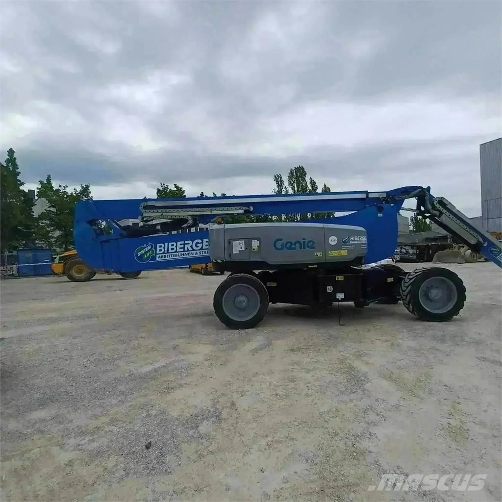 Genie ZX 135 Nacelles articulées