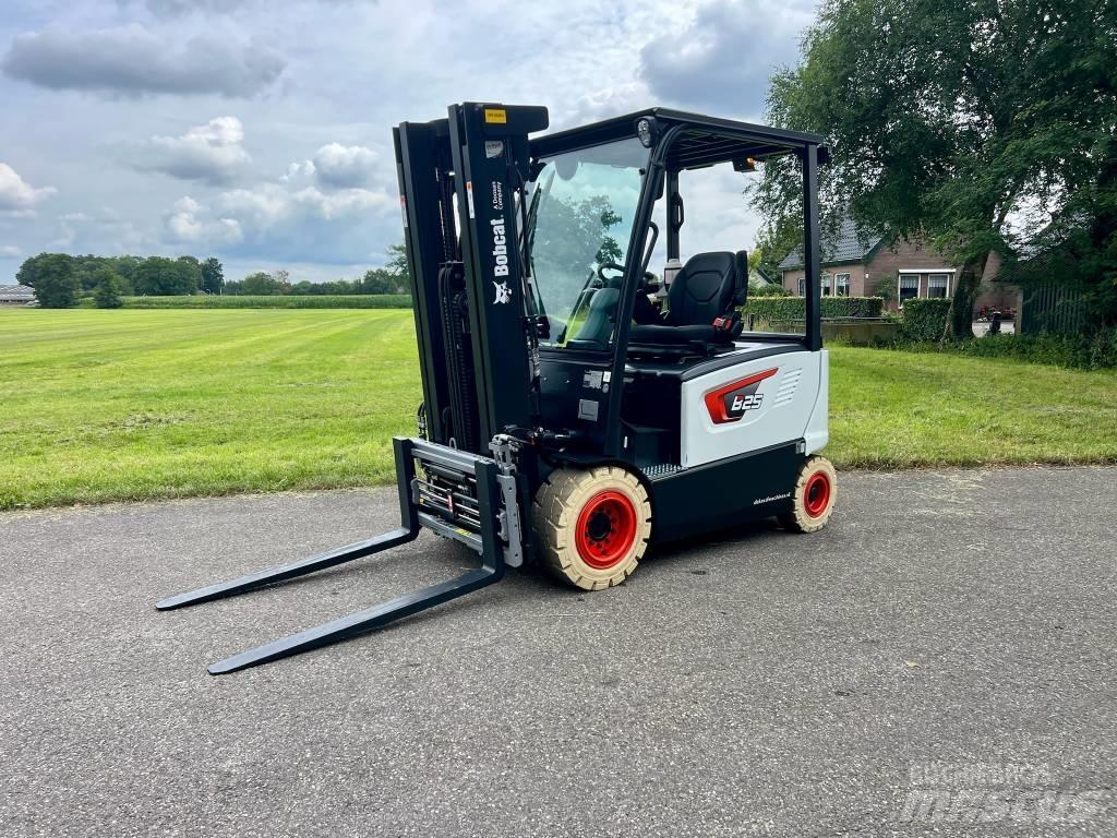 Bobcat B 25 X-7 Plus Chariots élévateurs électriques
