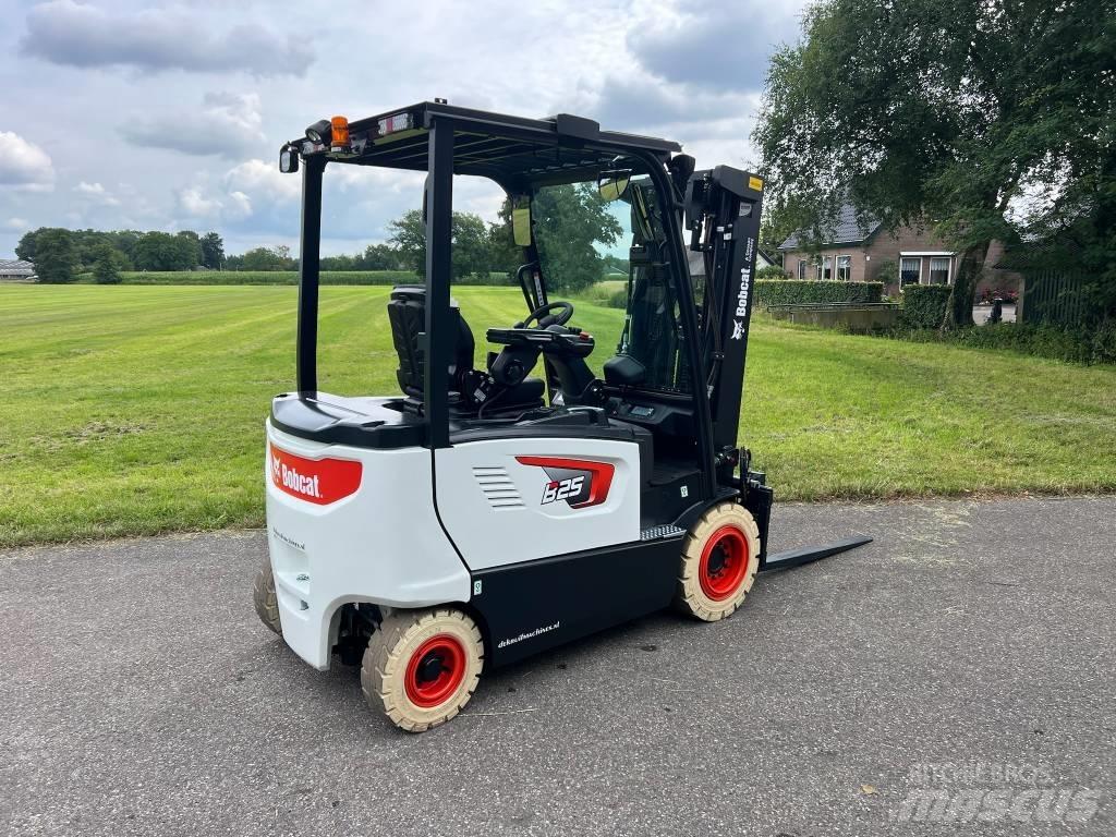 Bobcat B 25 X-7 Plus Chariots élévateurs électriques