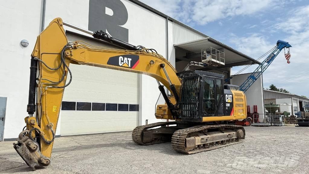 CAT 326F LN Pelle sur chenilles