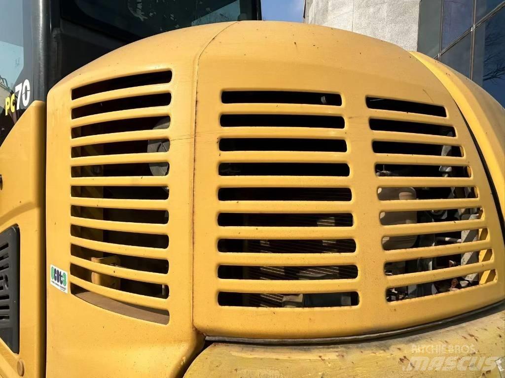 Komatsu PC70 Pelle sur chenilles