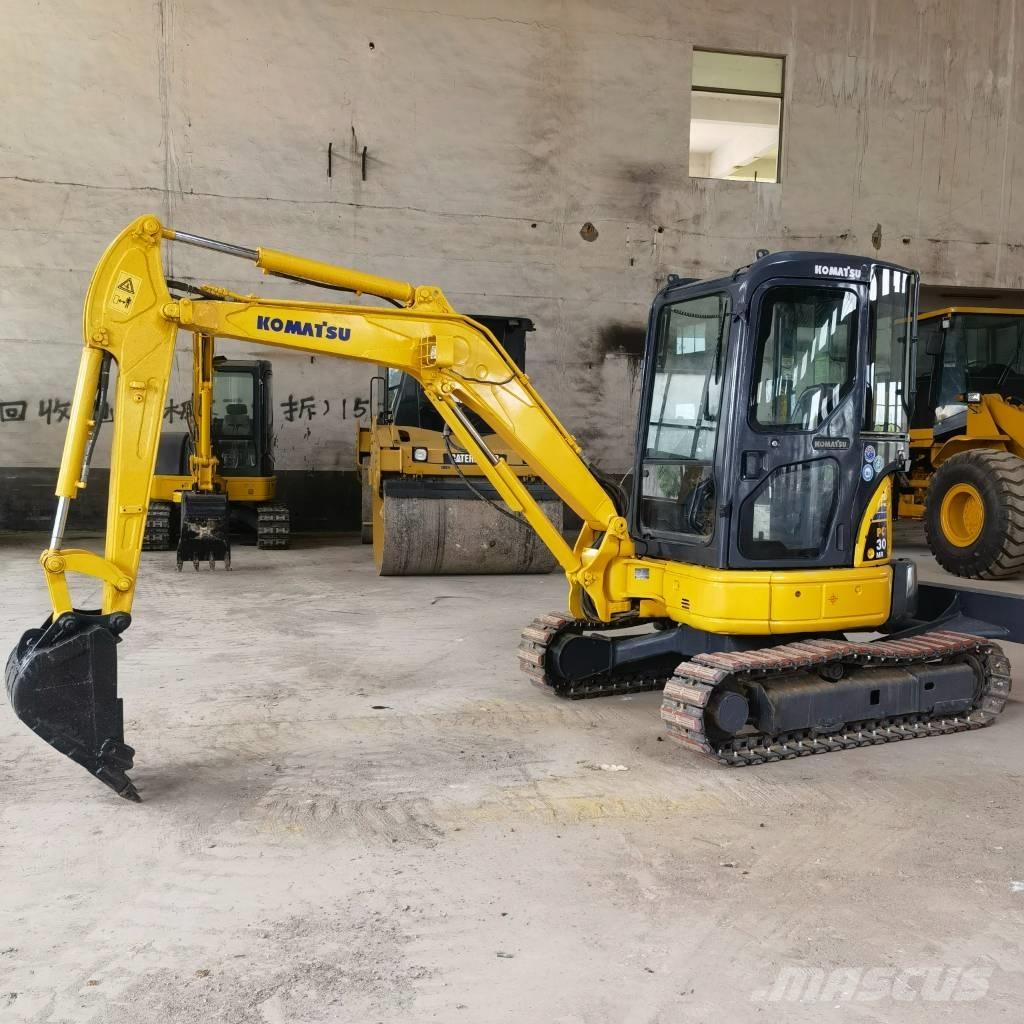 Komatsu PC30 Pelle sur chenilles
