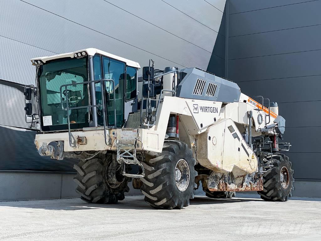 Wirtgen WR 240I Recycleur bitume