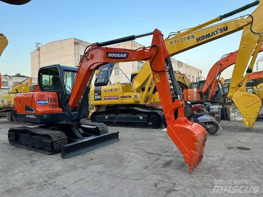 Doosan DX 60-9C Mini pelle < 7t