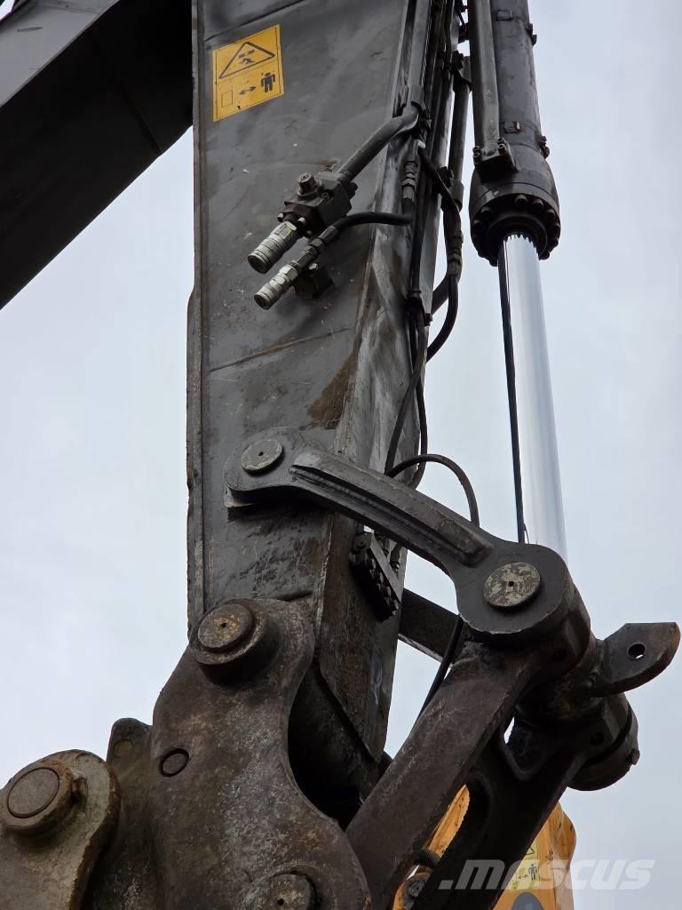 Volvo EC220EL Pelle sur chenilles