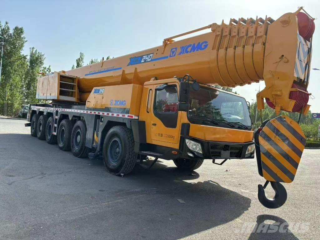 XCMG XCA240 Grues mobiles