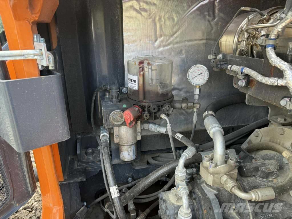 Develon DX 85 R-7 Mini pelle 7t-12t