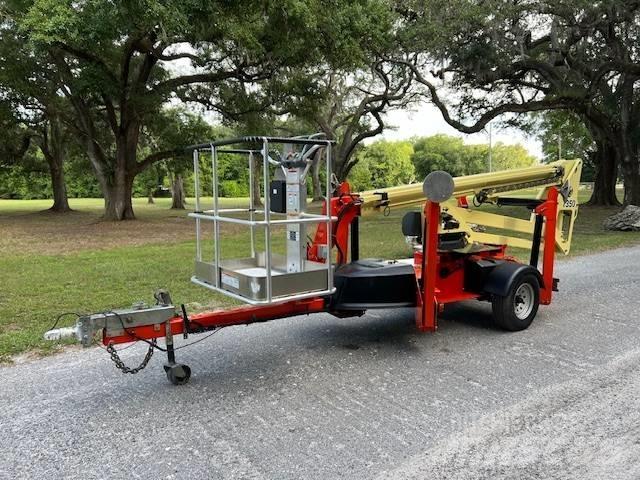 JLG T 350 Remorque nacelle