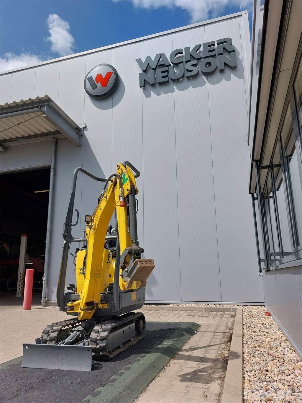 Wacker Neuson 803 Pelle sur chenilles