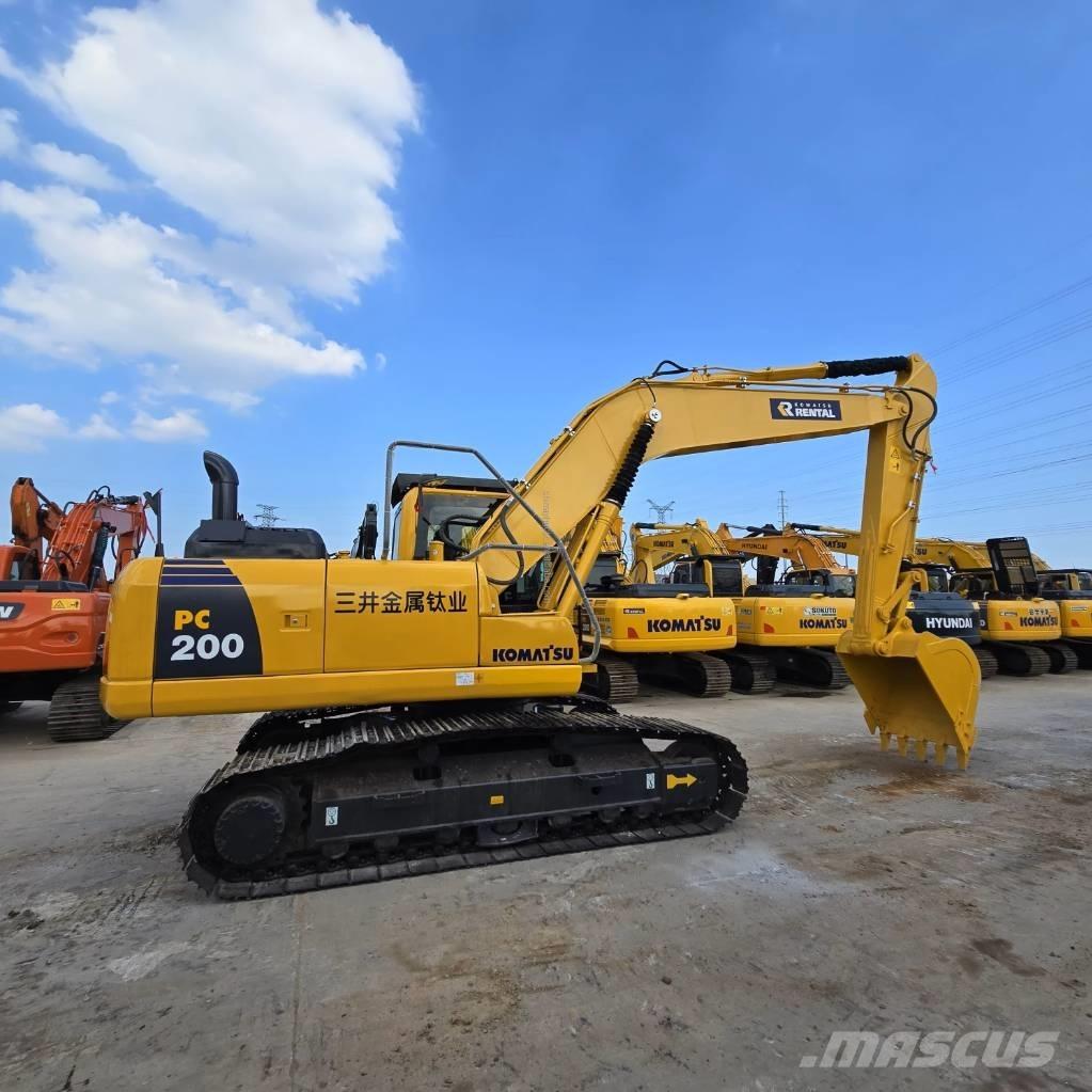 Komatsu PC 200-8 Pelle sur chenilles