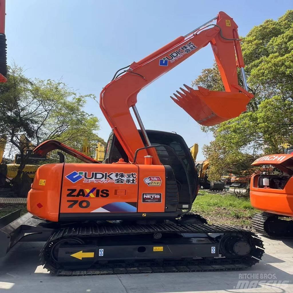 Hitachi ZX 70 Pelle sur chenilles