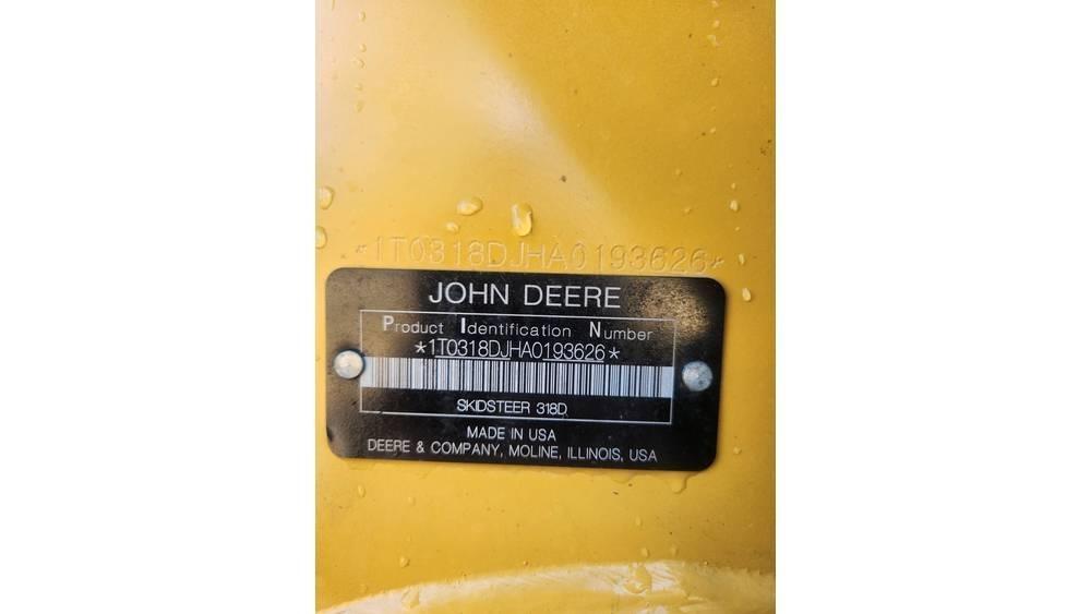 John Deere 318 D Chargeuse compacte
