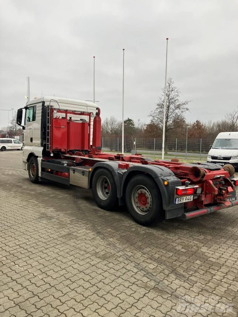 MAN TGX 26.500 6X2 Camion ampliroll