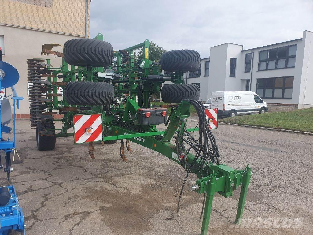 Kerner X4-520 Décompacteur, sarcleur