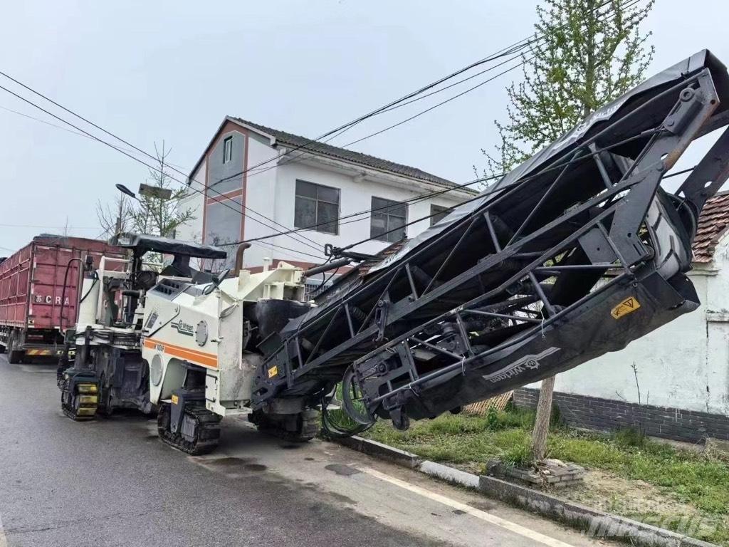 Wirtgen W1000F Fraiseuse à froid