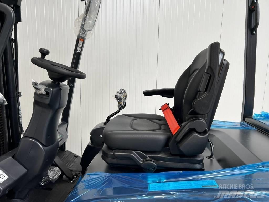 Bobcat B30X-7 PLUS Chariots élévateurs électriques