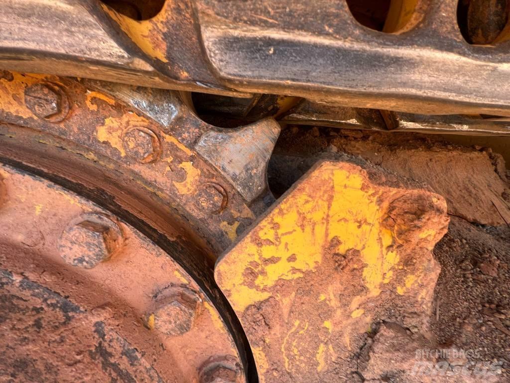 Komatsu D39px-24 Bouteurs sur chenilles