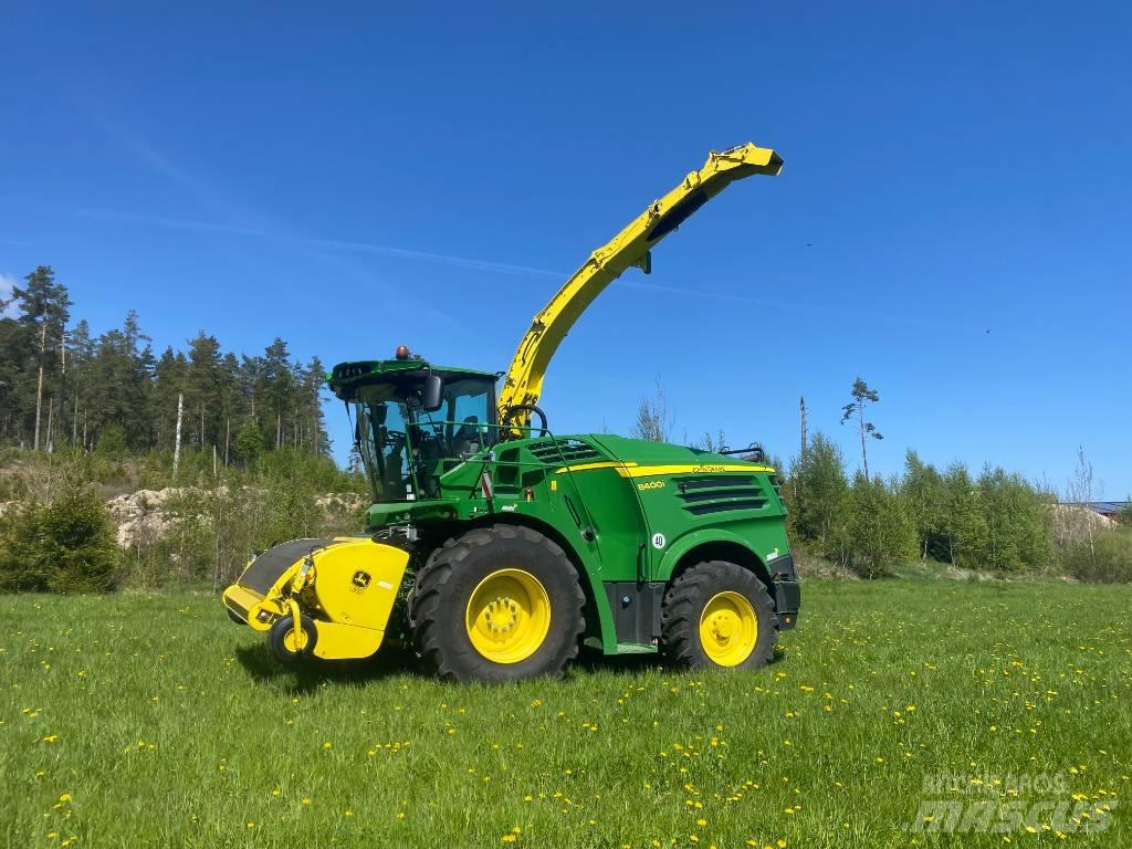 John Deere 8400 i Ensileuse automotrice