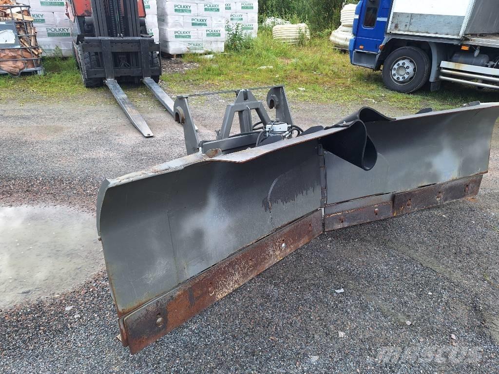  Uni-Vag 240 Chasse neige