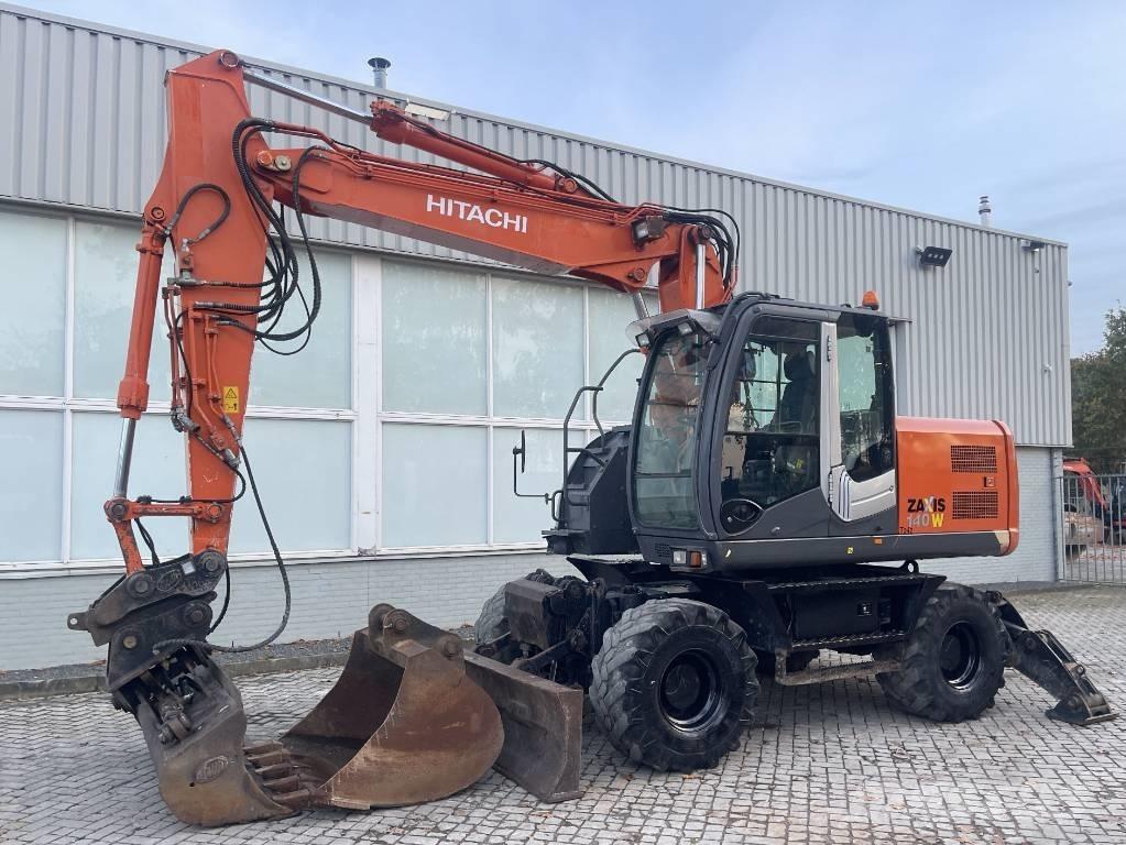 Hitachi ZX 140 W-3 Pelle sur pneus