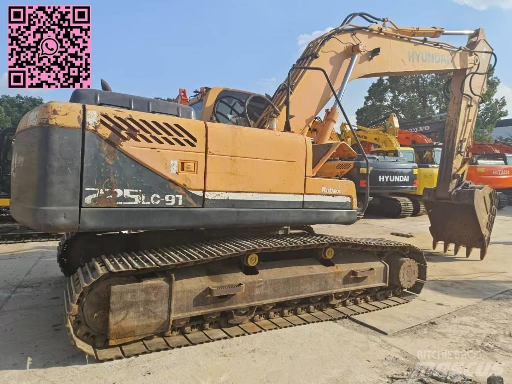 Hyundai 225 Pelle sur chenilles
