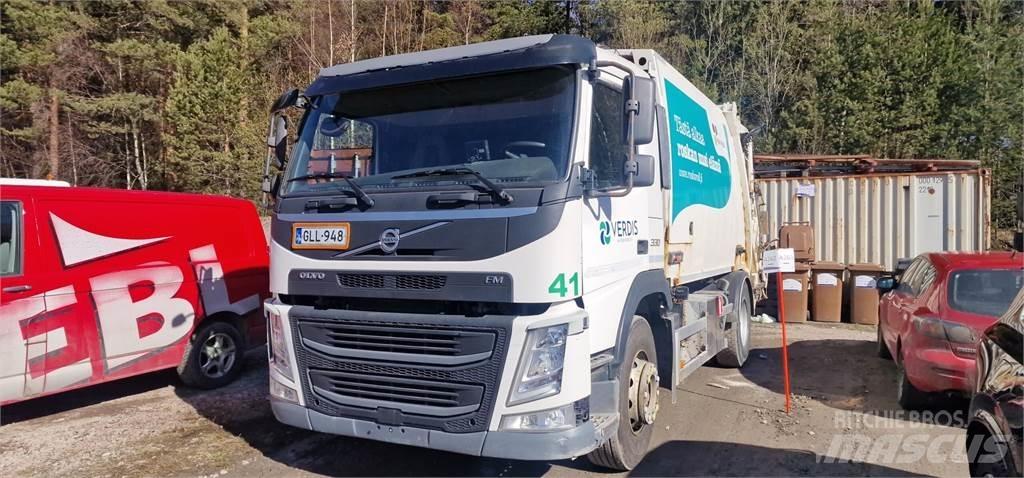Volvo FM 330 Camion poubelle