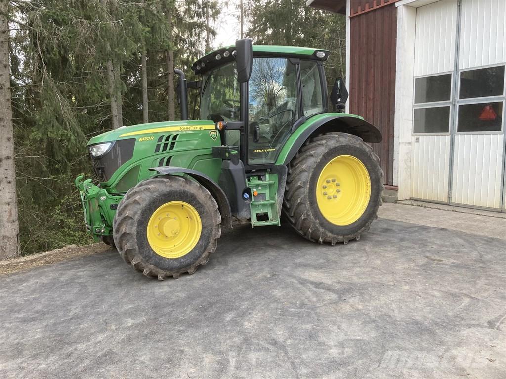 John Deere 6130 R Tracteur